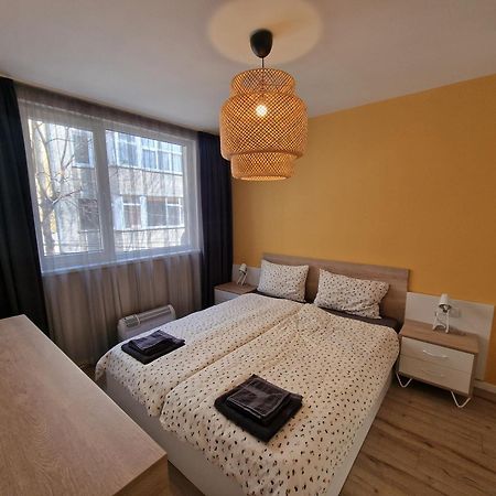 Brand New Luxury Flat In The City Center Варна Экстерьер фото
